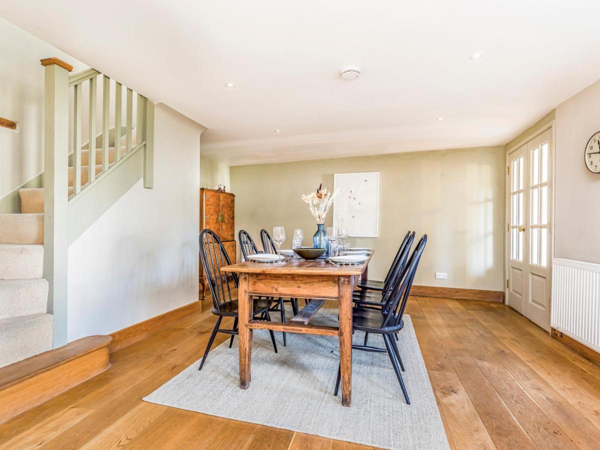 Pass The Keys Charming Downland Cottage Chichester Exterior photo