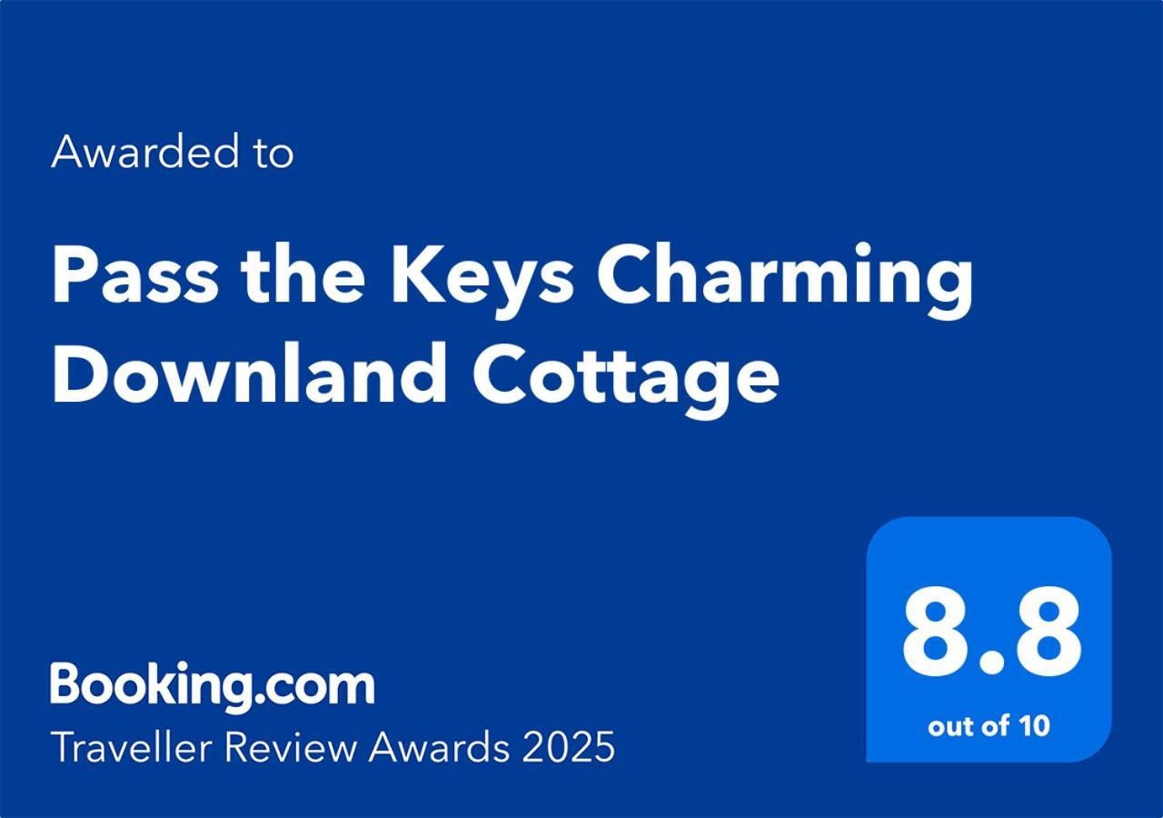 Pass The Keys Charming Downland Cottage Chichester Exterior photo